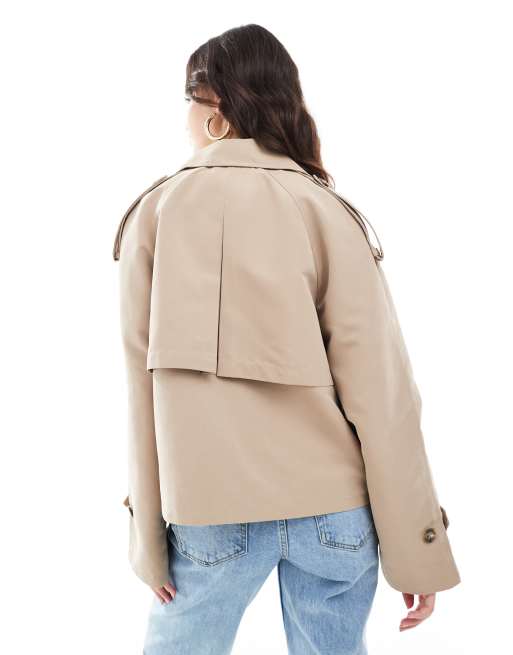 Gabardina corta beis de corte cuadrado de Vero Moda, 4 de 4