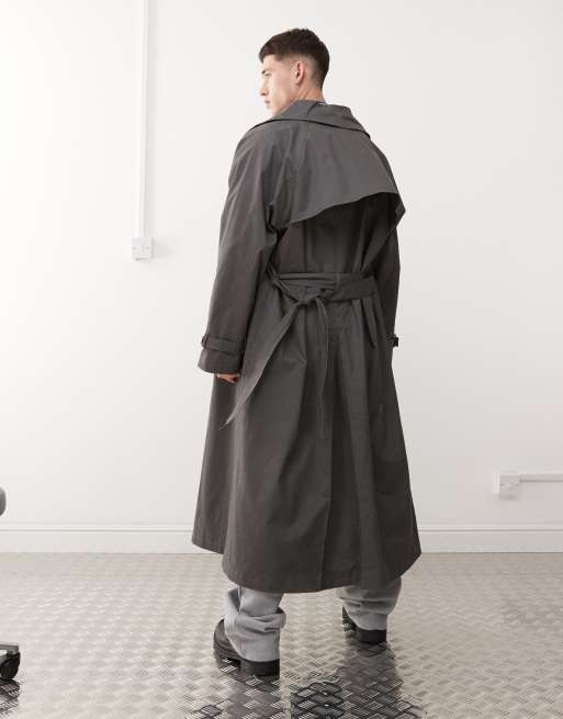 Gabardina gris carbón unisex con cinturón de Reclaimed Vintage , 2 de 4