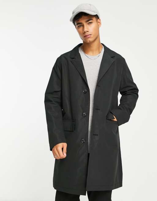 Gabardina negra de Harry Brown