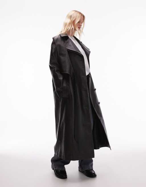 Gabardina negra desestructurada de cuero sintético de Topshop, 2 de 4
