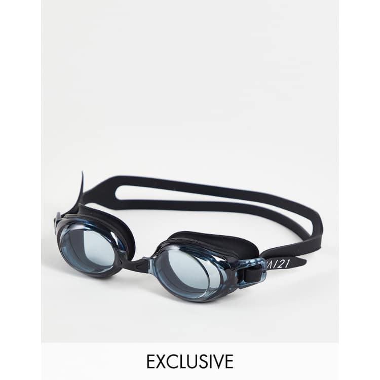 Gafas de natación negras con estuche de