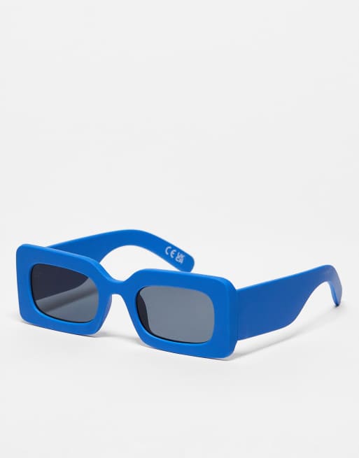 Gafas de sol azul mate con montura rectangular para festivales de Jeepers Peepers