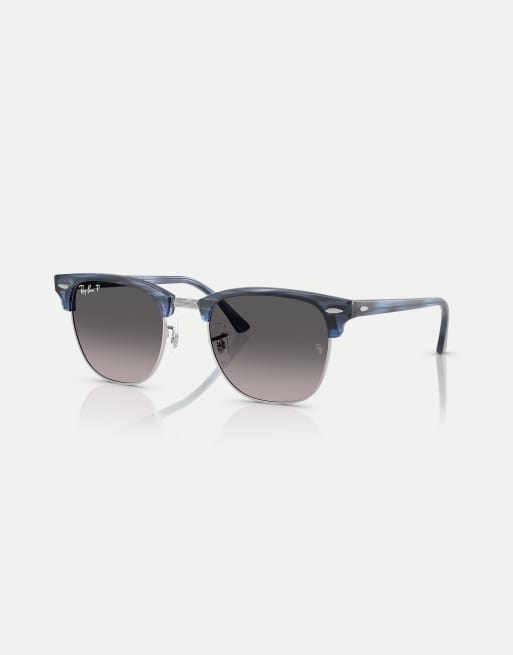 Gafas de sol azules a rayas y plateadas con lentes grises polarizadas Clubmaster de Ray-Ban, 2 de 3