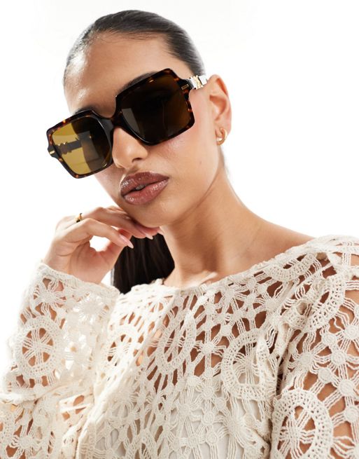 Gafas de sol efecto carey con montura cuadrada extragrande de Versace