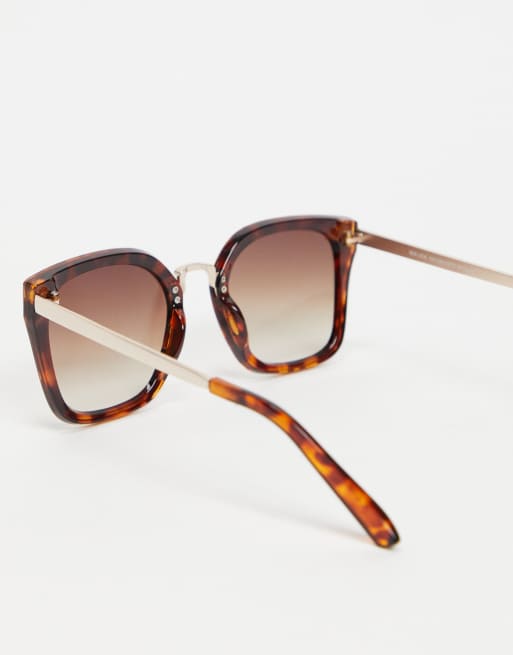 Gafas de sol grandes estilo ojos de gato efecto carey de New Look, 2 de 4