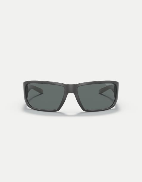 Gafas de sol gris oscuro mate rectangulares con lentes grises polarizadas Snap II de Arnette - view 1