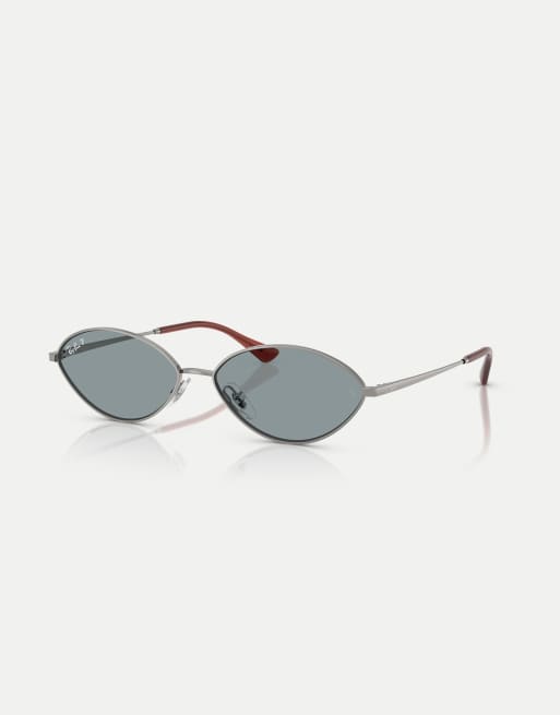 Gafas de sol gris plomo ovaladas con lentes azules polarizadas Kai de Ray-Ban, 3 de 3