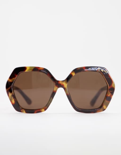 Gafas de sol hexagonales efecto carey Hope de Accessorize, 3 de 4