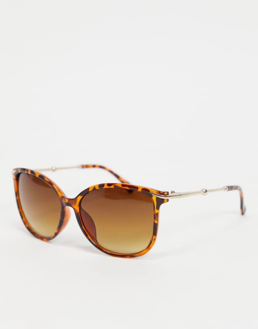 Gafas de sol multicolores de estilo ojos de gato con detalle metalizado en las patillas de Warehouse