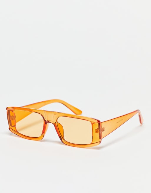 Gafas de sol naranjas de estilo visor con parte superior plana de Madein.