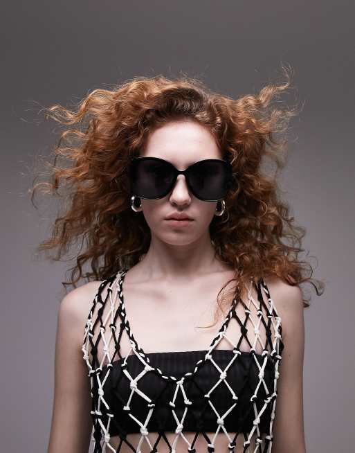 Gafas de sol negras con montura cuadrada curvada de Topshop