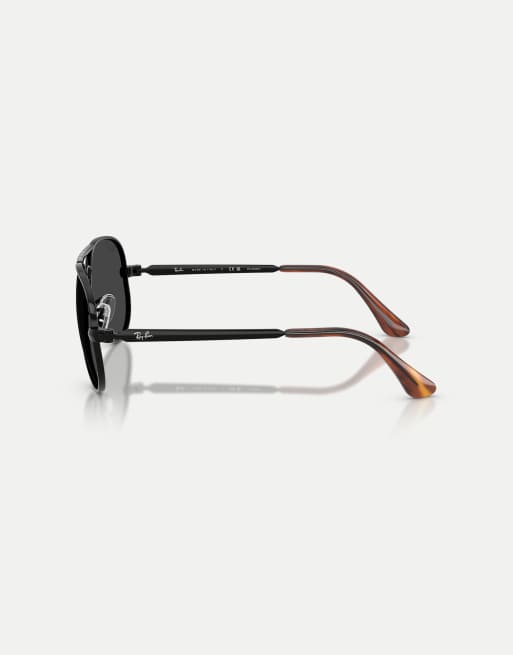 Gafas de sol negras de estilo aviador con lentes negras polarizadas Aviator Max Pilot de Ray-Ban, 3 de 3