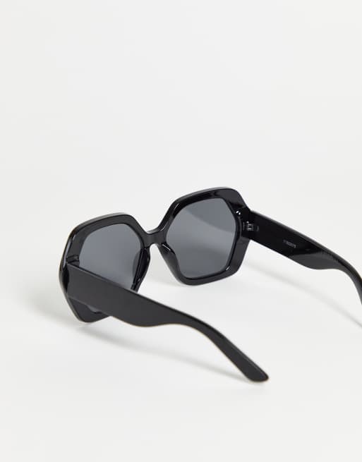 Gafas de sol negras extragrandes con montura hexagonal estilo años 70 de plástico reciclado de ASOS DESIGN, 2 de 4