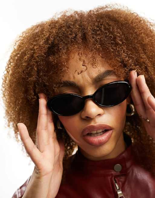 Gafas de sol negras ovaladas de estilo años 90 de Reclaimed