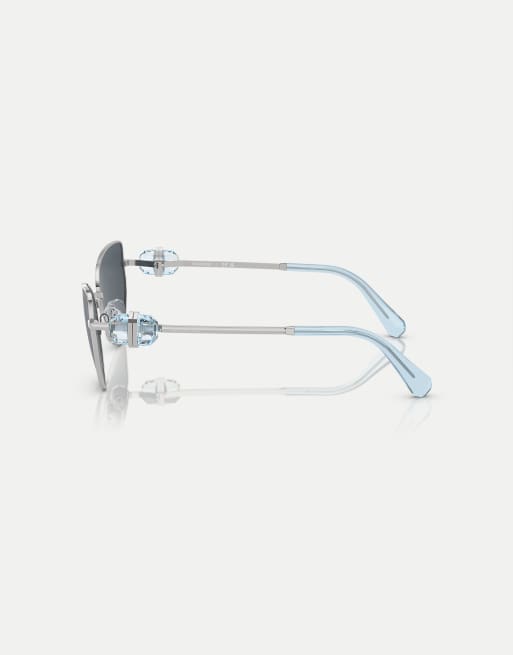Gafas de sol plateadas irregulares con lentes grises SK7003 de Swarovski, 2 de 3