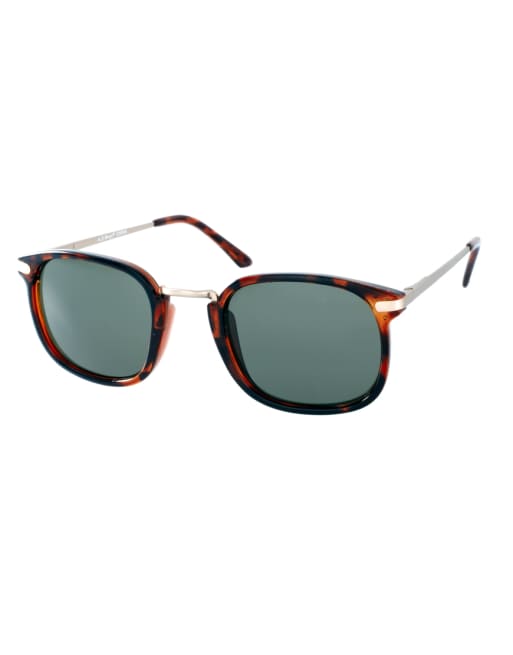 Gafas de sol redondas de AJ Morgan