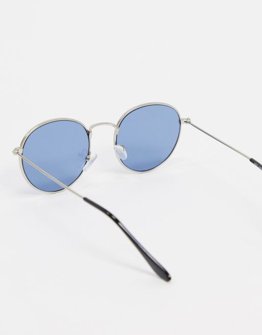 Gafas de sol redondas de metal plateado con cristales azules de New Look, 2 de 4