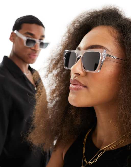 Gafas de aviador de moda con lentes transparentes