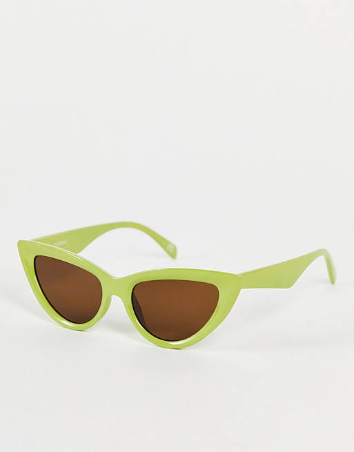 Gafas de sol verdes de estilo ojos de gato biselado de ASOS DESIGN