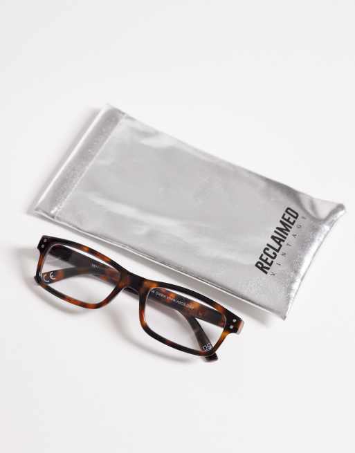 Gafas marrones efecto carey unisex con montura estrecha rectangular y filtro de luz azul de Reclaimed Vintage, 3 de 3