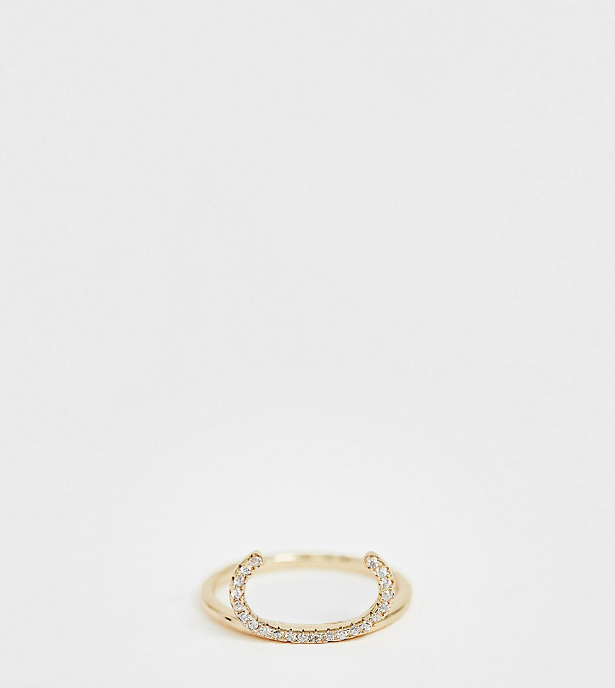 Galleria Armadoro – Guldpläterad ring med bokstaven C med stenar
