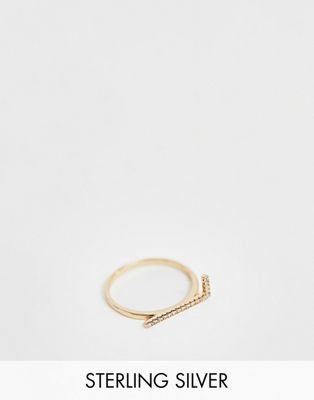 Galleria Armadoro – Guldpläterad ring med bokstaven L med stenar
