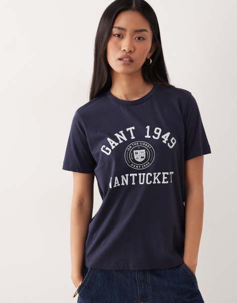 GANT – 1949 – Ciemnogranatowy dopasowany T-shirt z logo w uczelnianym stylu - view 1