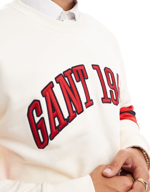 GANT – 75th Anniversary Capsule – Gräddvit, blockfärgad sweatshirt med 1949-logga, 3 av 4