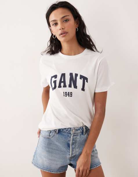 GANT - Aansluitend T-shirt met logo in collegestijl op de borst in eierschaalwit - view 1