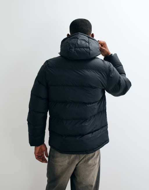 GANT Active Cloud jacket in black, 3 of 5