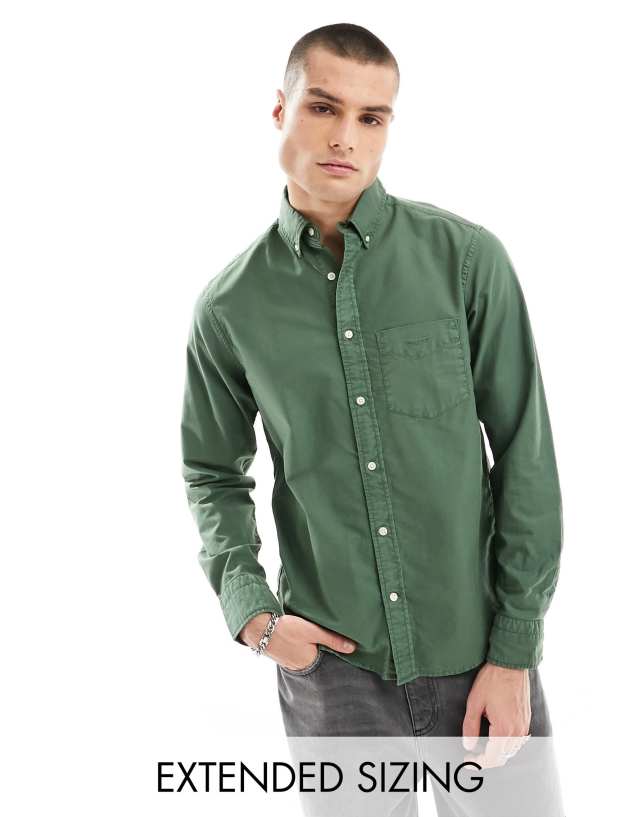 Gant - archive logo sunfaded oxford shirt in dark green