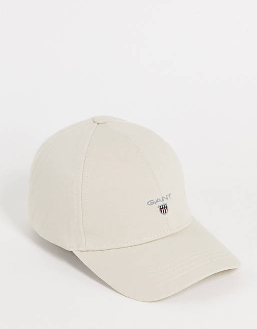 Men GANT cap in cream with small logo 