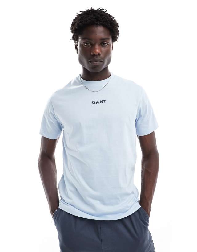 Gant - central small logo t-shirt in light blue