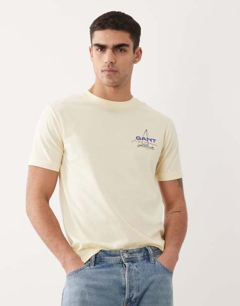 GANT coastal chest print t-shirt in light yellow