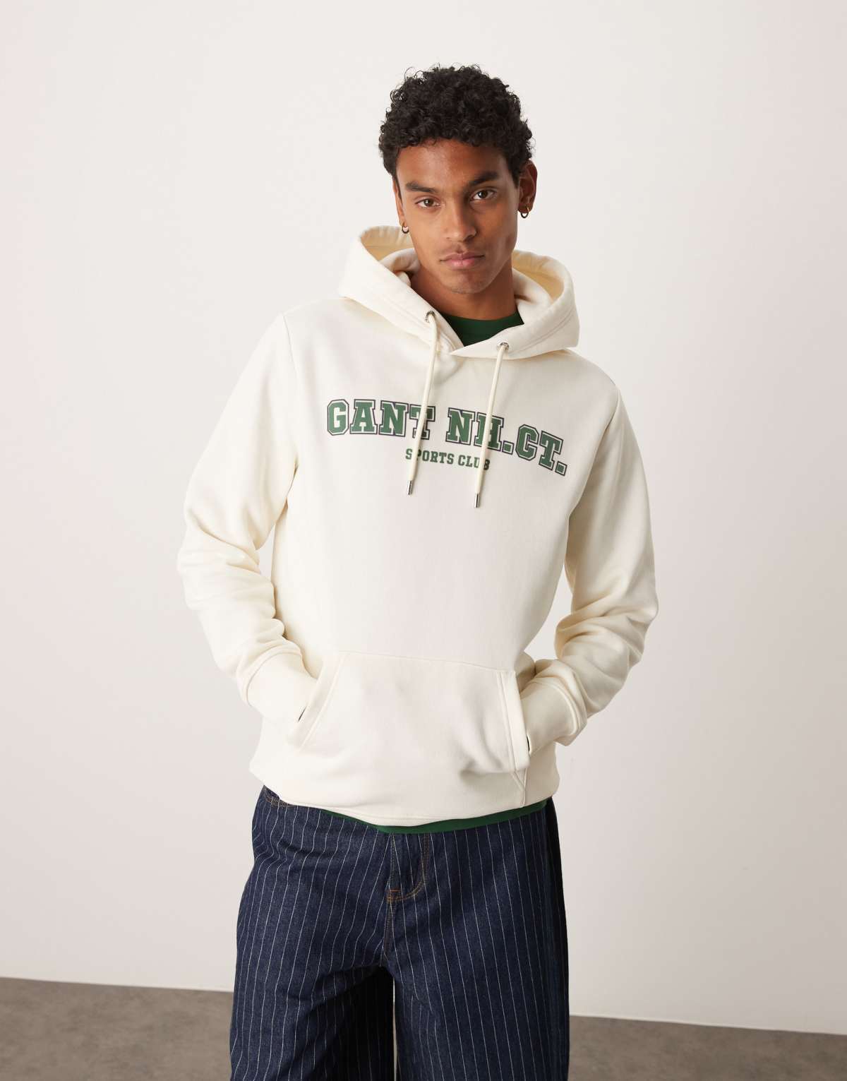 GANT collegiate logo hoodie in cream