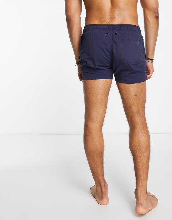 https://images.asos-media.com/products/gant-crest-embroidery-swim-shorts-in-navy/202458178-2?$n_550w$&wid=550&fit=constrain