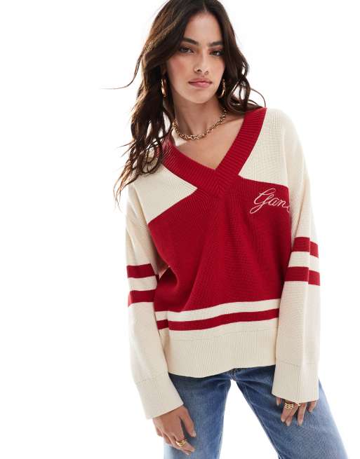 GANT – Czerwony sweter w uczelnianym stylu z dekoltem w szpic i logo