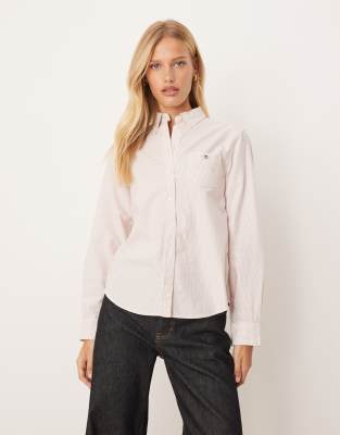 GANT - Gestreiftes Regular-Fit-Oxfordhemd in klassischem Stil in Hellrot