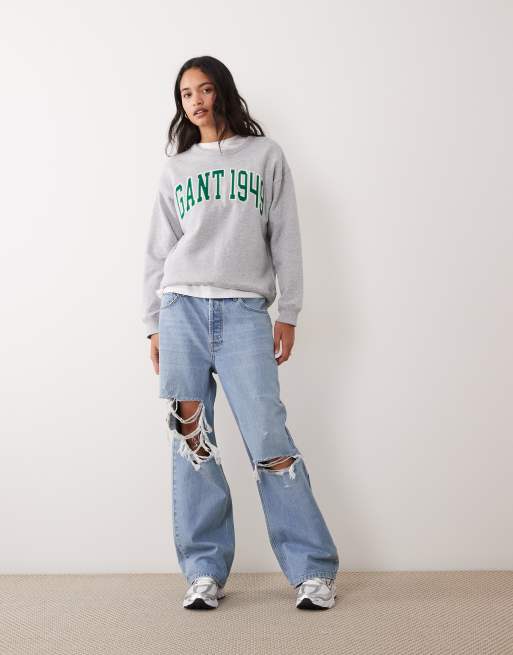 GANT graphic logo crew neck sweatshirt in light grey, 4 of 4