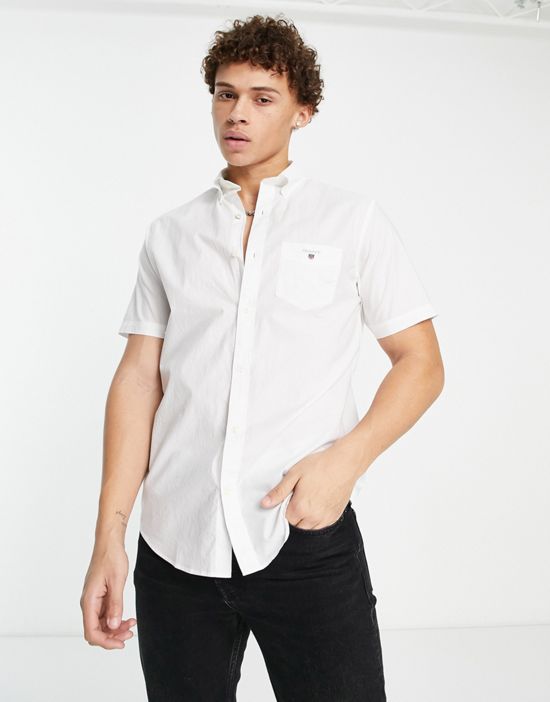 https://images.asos-media.com/products/gant-icon-logo-regular-fit-short-sleeve-broadcloth-oxford-shirt-in-white/202070919-1-white?$n_550w$&wid=550&fit=constrain