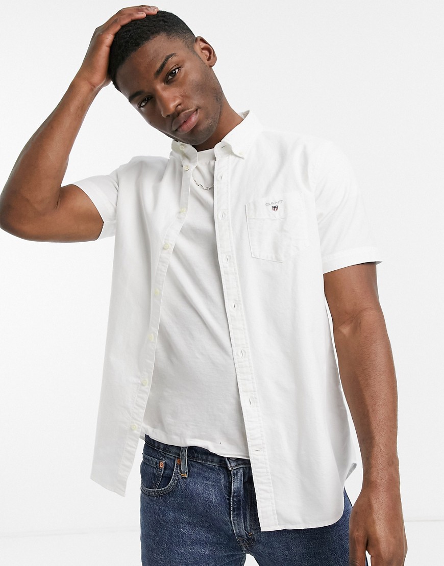 Gant icon logo short sleeve regular fit oxford shirt in white