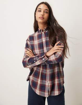 GANT - Kariertes Flanellhemd in Marineblau mit lockerem Schnitt