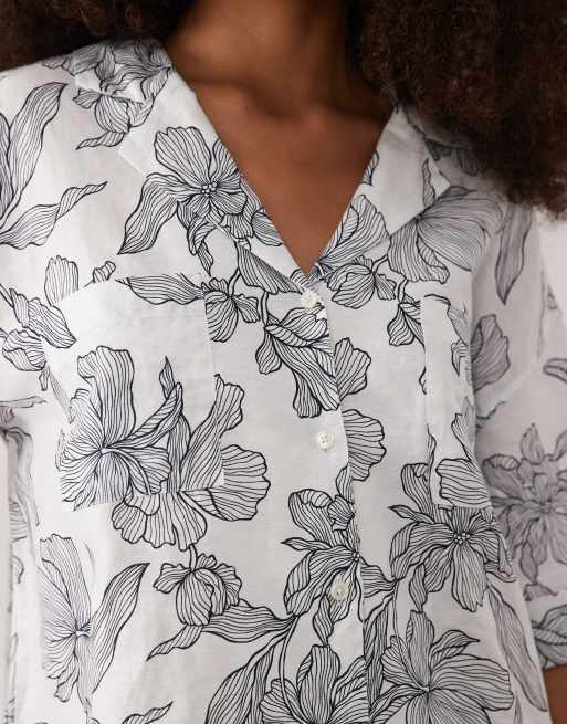 GANT – Kastiges Hemd aus Leinenmix in Weiß mit Blumenmuster, 3 von 4