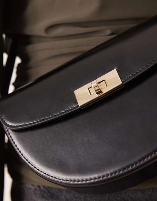 Gant leather cross body shoulder bag with gold buckle detail in black, 3 of 4