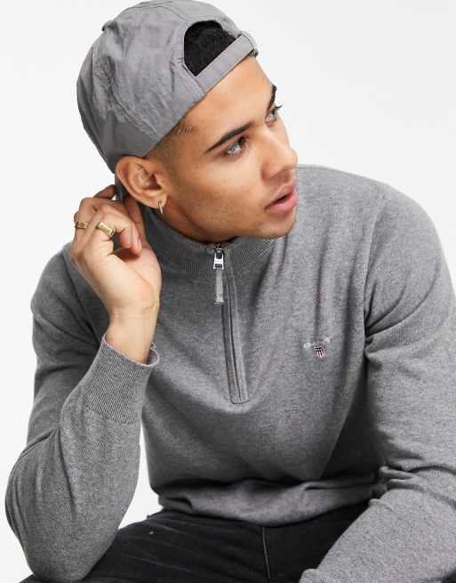 GANT - Maglione grigio con zip corta e piccolo stemma del logo