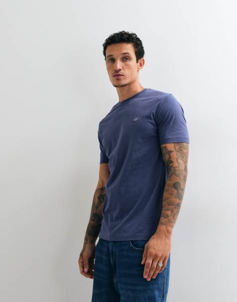 Gant - Mellemblå T-shirt med korte ærmer og skjoldlogo i regular fit - view 1