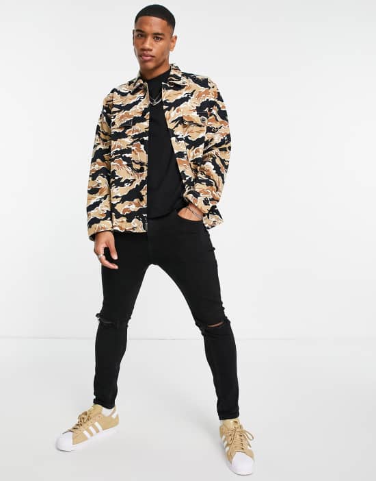 https://images.asos-media.com/products/gant-overshirt-jacket-in-denim-camouflage/201580207-4?$n_550w$&wid=550&fit=constrain