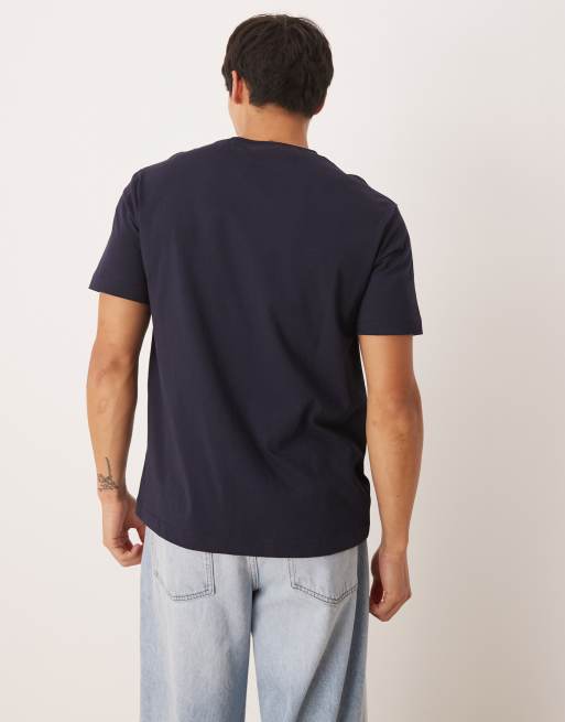 GANT regular fit archive small logo t-shirt in navy, 3 of 4