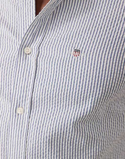 GANT - Regular-fit gestreept seersucker overhemd in marineblauw, 4 van 5