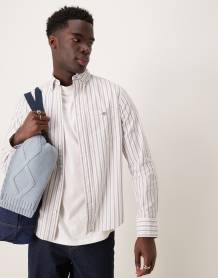 GANT 1949 shield chest logo sweatshirt in navy